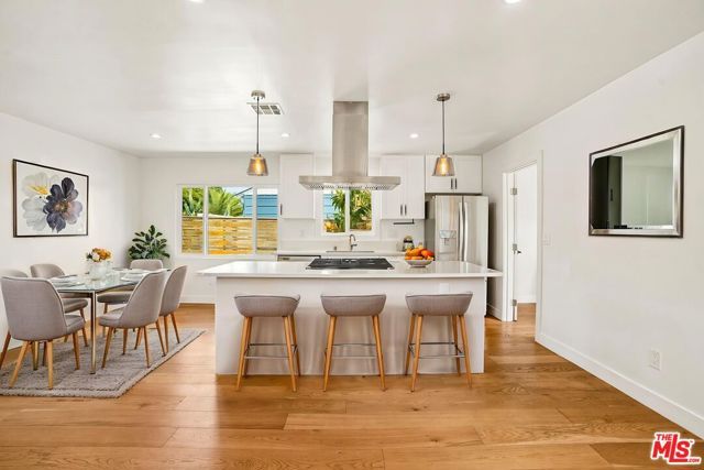 885 Kincaid Avenue, Inglewood, CA 90302