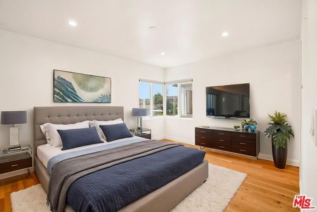 885 Kincaid Avenue, Inglewood, CA 90302