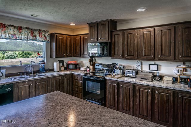 2365 Bright Hope Rd., Greeneville, TN 37743