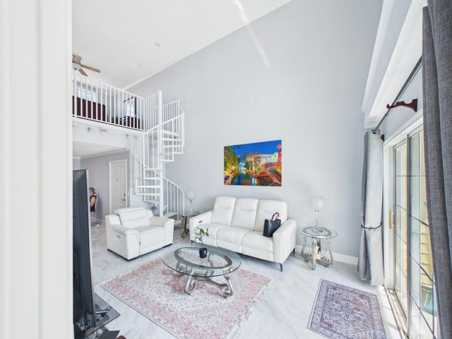 7000 Seawall Boulevard 1032, Galveston, TX 77551