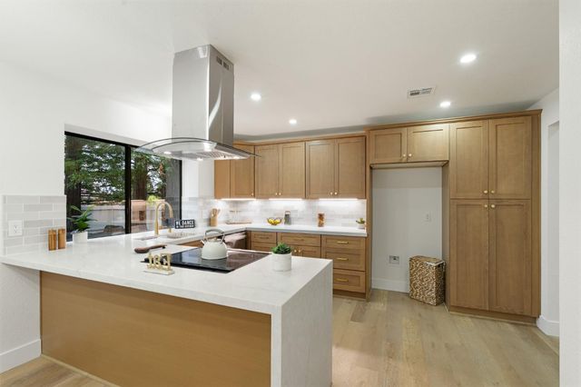 6942 Pera Dr, Rancho Murieta, CA 95683