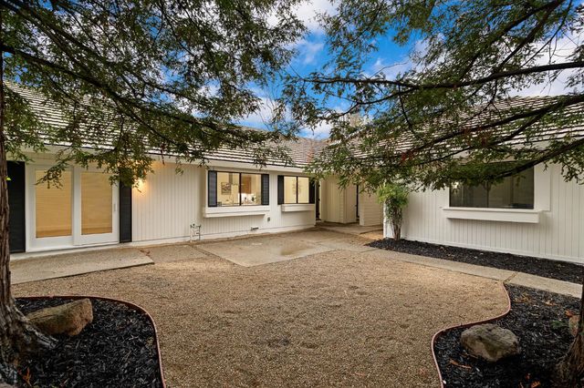 6942 Pera Dr, Rancho Murieta, CA 95683