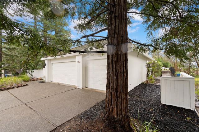 6942 Pera Dr, Rancho Murieta, CA 95683