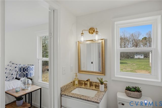 287 Taylor Ln, Essex, VA 22560