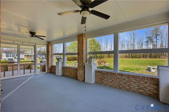 287 Taylor Ln, Essex, VA 22560