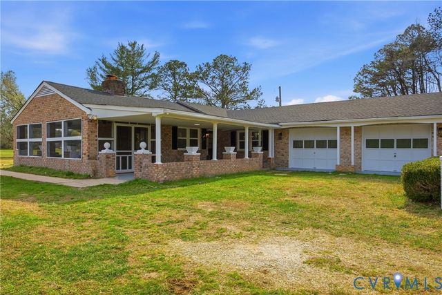 287 Taylor Ln, Essex, VA 22560