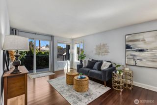 10110 Greenwood Avenue N #204, Seattle, WA 98133