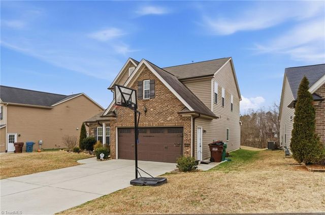 512 Paul Pope Road, Thomasville, NC 27360