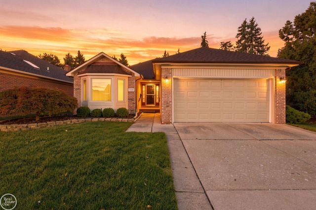 7028 Copper Creek Drive, Washington Twp, MI 48094