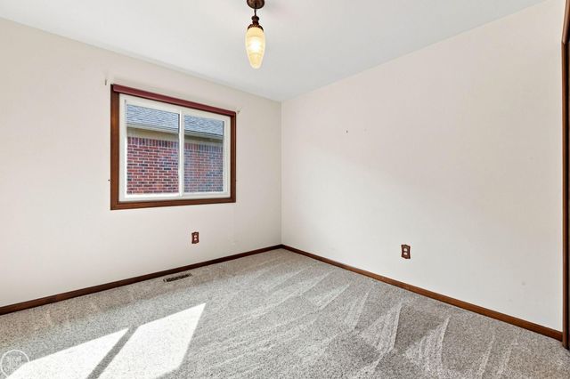 7028 Copper Creek Drive, Washington Twp, MI 48094