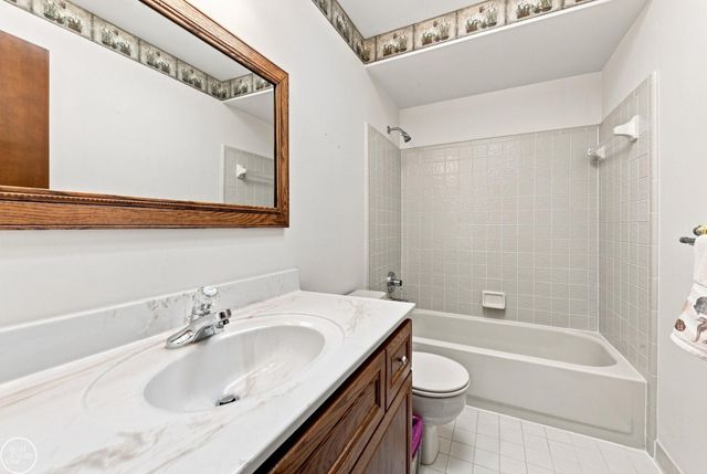 7028 Copper Creek Drive, Washington Twp, MI 48094