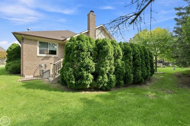7028 Copper Creek Drive, Washington Twp, MI 48094