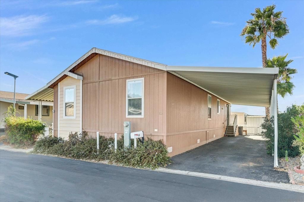 450 E Bradley Ave 69, El Cajon, CA 92021 — exterior