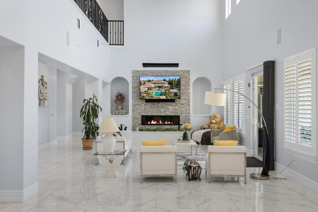 4600 Tudor, Stockton, CA 95212