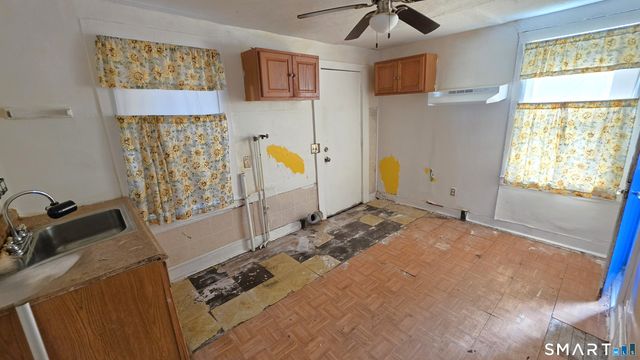 162 Cleveland Avenue, Hartford, CT 06120