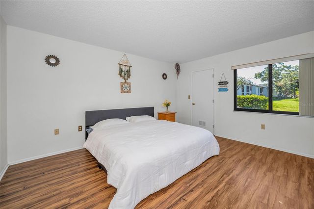 103 LAKEVIEW PLACE, Oldsmar, FL 34677