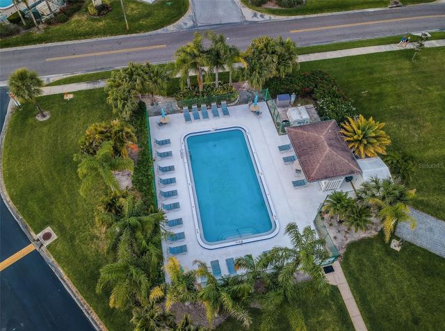 103 LAKEVIEW PLACE, Oldsmar, FL 34677