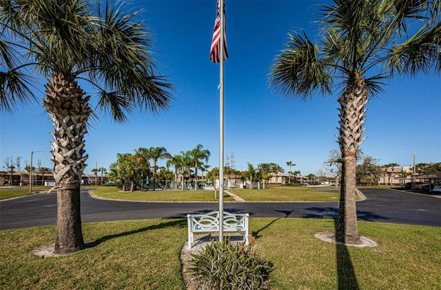 103 LAKEVIEW PLACE, Oldsmar, FL 34677