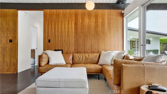 2000 Nautilus Lane, Newport Beach, CA 92660