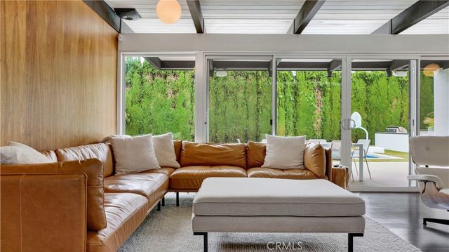 2000 Nautilus Lane, Newport Beach, CA 92660