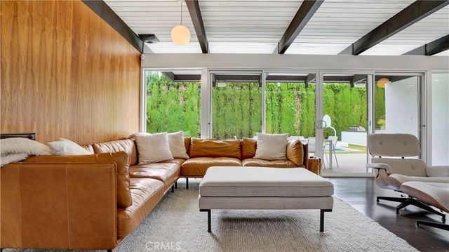 2000 Nautilus Lane, Newport Beach, CA 92660