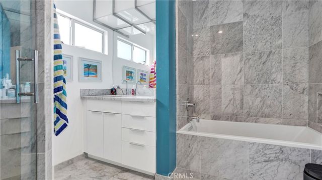 2000 Nautilus Lane, Newport Beach, CA 92660