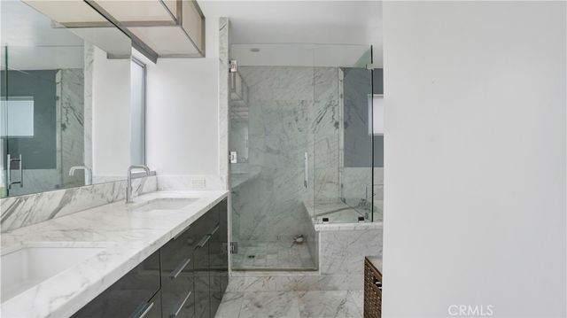 2000 Nautilus Lane, Newport Beach, CA 92660