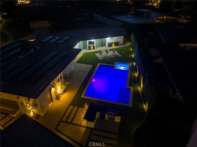 2000 Nautilus Lane, Newport Beach, CA 92660