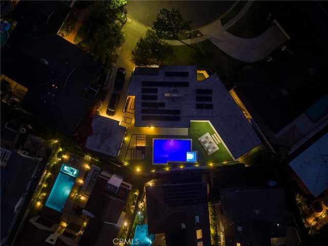 2000 Nautilus Lane, Newport Beach, CA 92660