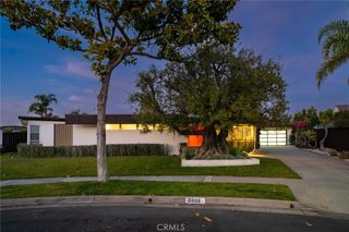 2000 Nautilus Lane, Newport Beach, CA 92660