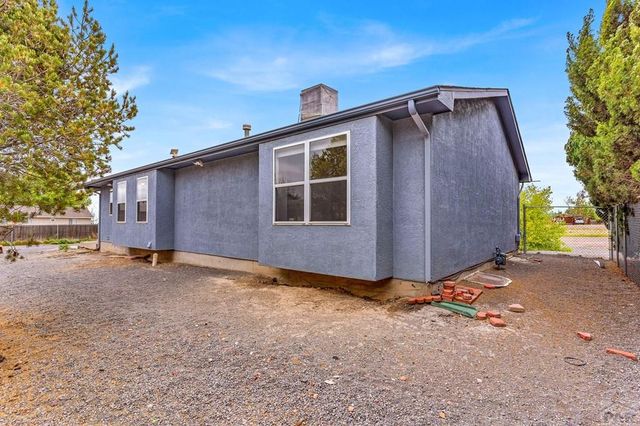 311 E Bond Dr, Pueblo, CO 81007
