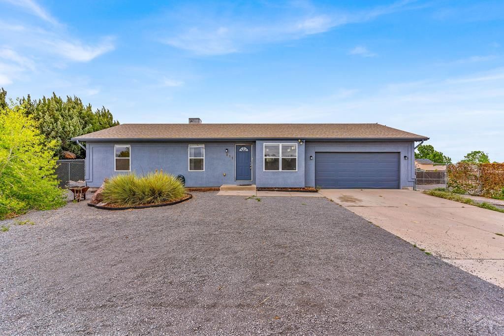 311 E Bond Dr, Pueblo, CO 81007