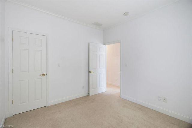 148 Brooks Landing Drive, Winston-salem, NC 27106