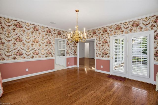148 Brooks Landing Drive, Winston-salem, NC 27106