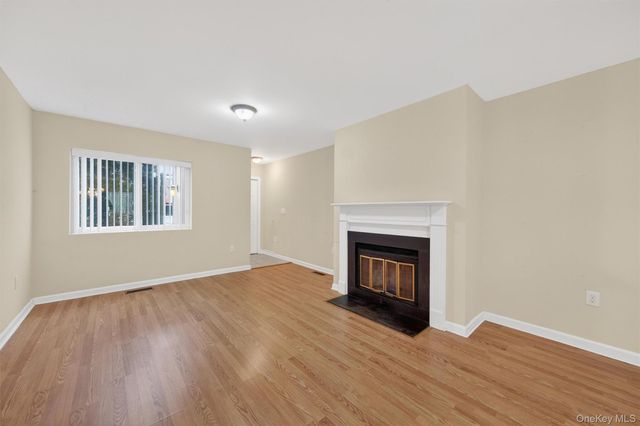 9 Nicole Circle 3, Ossining, NY 10562