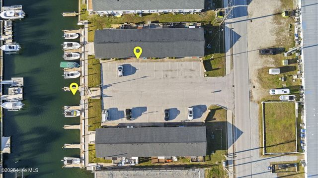 121 Old Causeway Road 12, Atlantic Beach, NC 28512