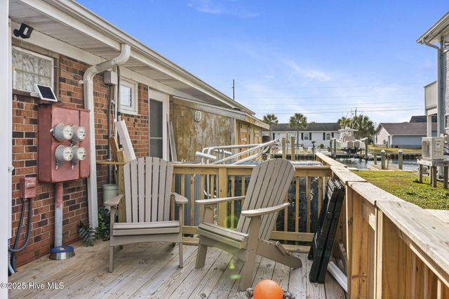 121 Old Causeway Road 12, Atlantic Beach, NC 28512