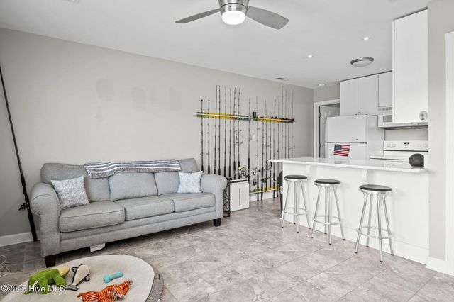 121 Old Causeway Road 12, Atlantic Beach, NC 28512