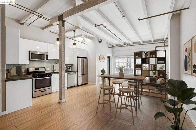 958 28th ST 21, Oakland, CA 94608