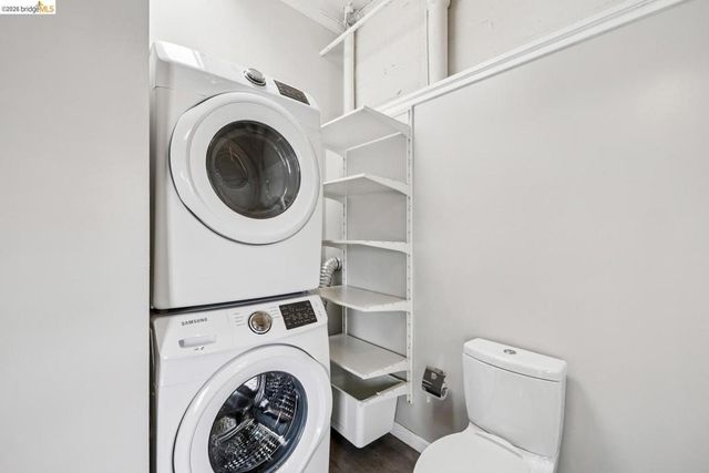 958 28th ST 21, Oakland, CA 94608