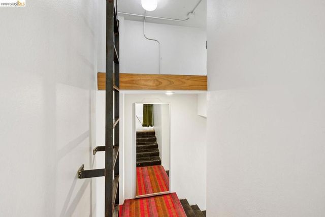 958 28th ST 21, Oakland, CA 94608