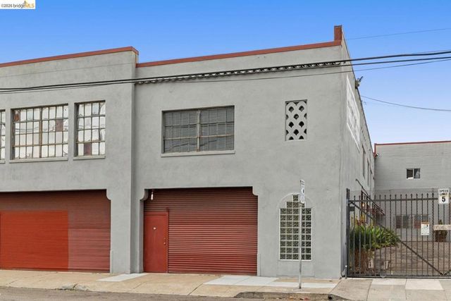 958 28th ST 21, Oakland, CA 94608