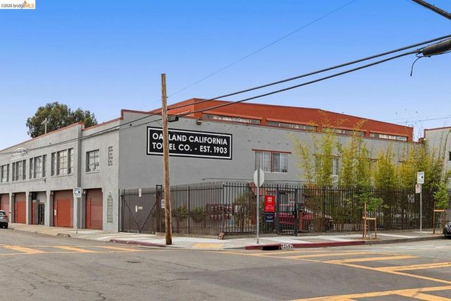 958 28th ST 21, Oakland, CA 94608