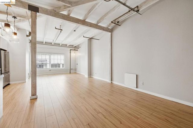 958 28th ST 21, Oakland, CA 94608