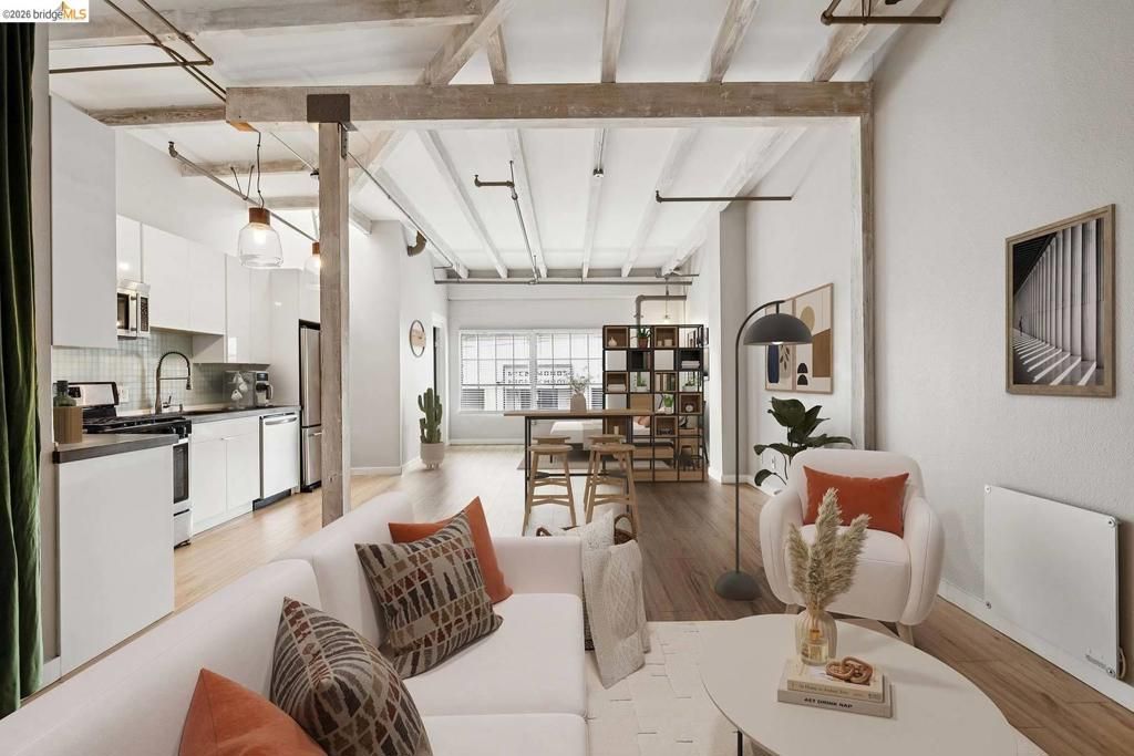 958 28th ST 21, Oakland, CA 94608