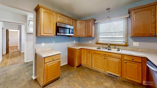 2900 Mcafee Drive, Hobart, IN 46342