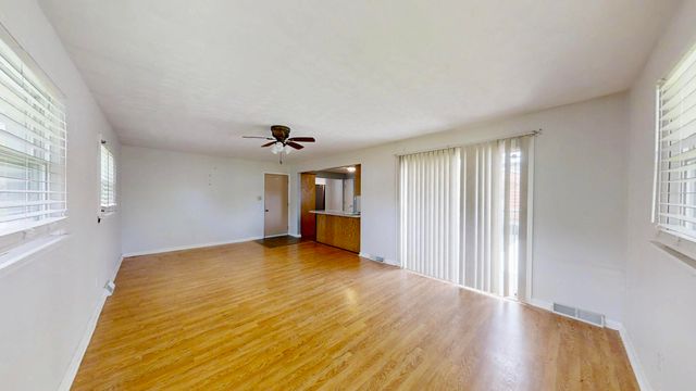 2900 Mcafee Drive, Hobart, IN 46342