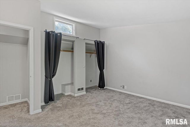 872 S MACARTHUR Boulevard, Springfield, IL 62704