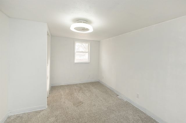 630 Market Street, Carlisle, IA 50047