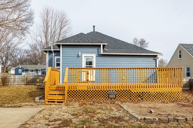 630 Market Street, Carlisle, IA 50047